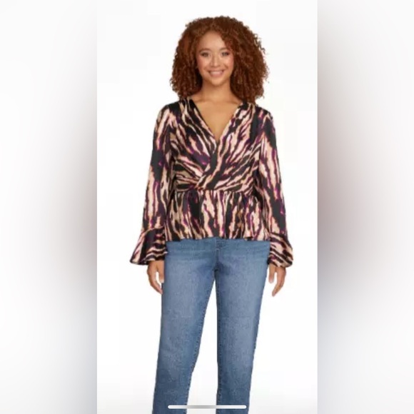 Chic Zibra Print Wrap Blouse with Ruffles - Picture 3 of 9